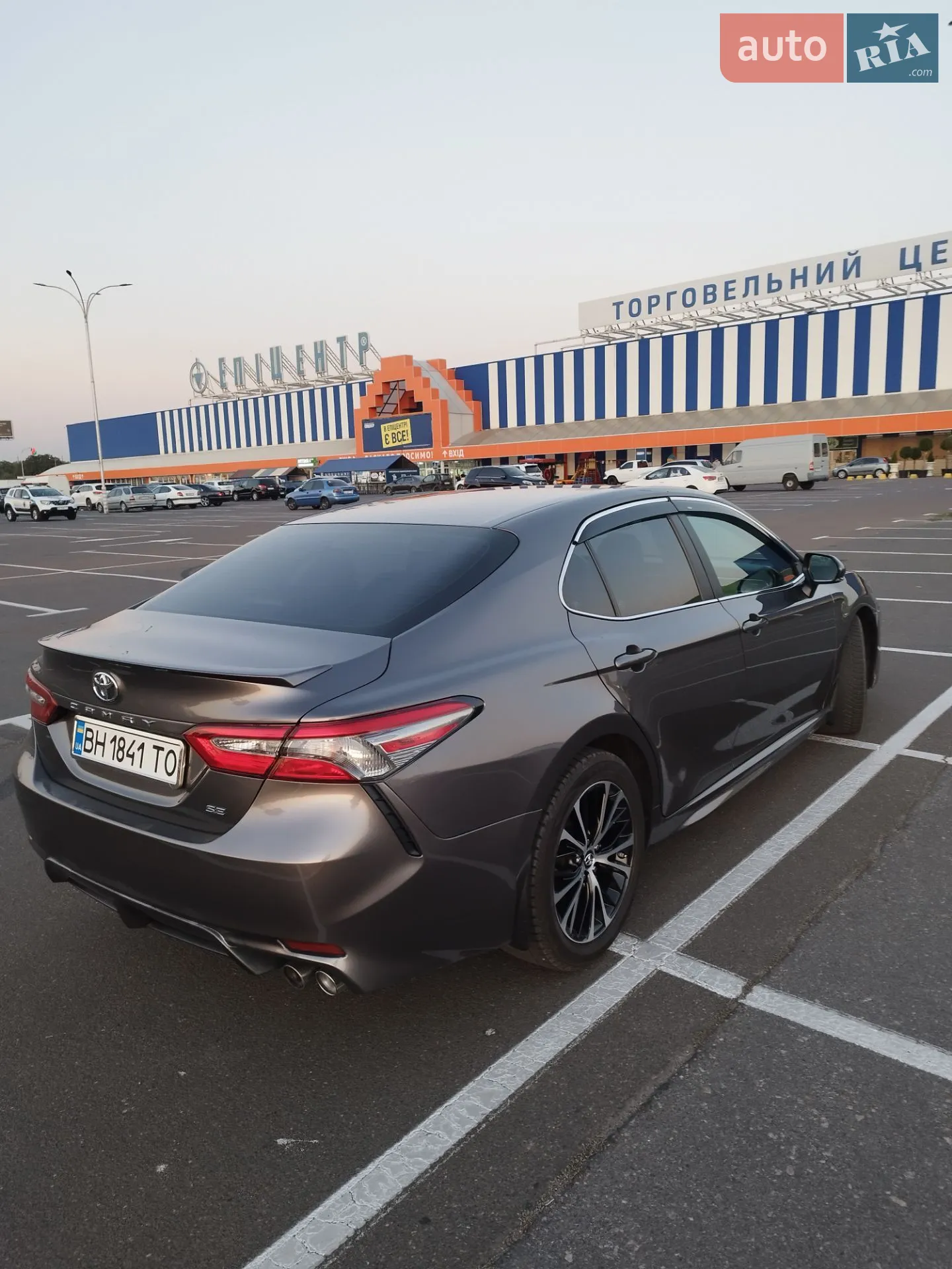 2018 Toyota Camry - мініатюра 7