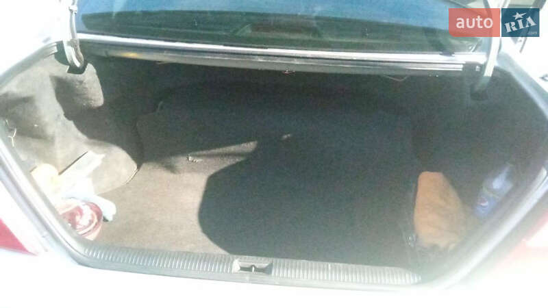 Седан Toyota Camry 2003 в Звенигородке