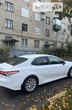 Седан Toyota Camry 2019 в Харкові