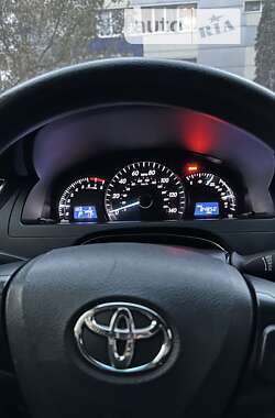 Седан Toyota Camry 2014 в Черкасах
