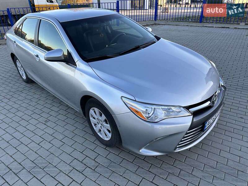 Седан Toyota Camry 2016 в Ковеле