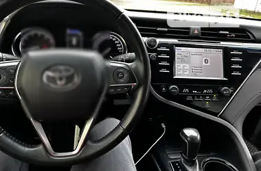 Toyota Camry 2017