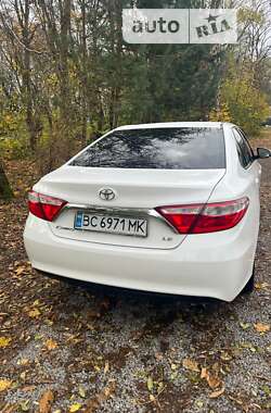 Седан Toyota Camry 2016 в Львове