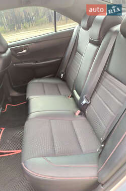 Седан Toyota Camry 2015 в Харкові