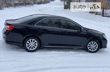 Седан Toyota Camry 2013 в Тернополі