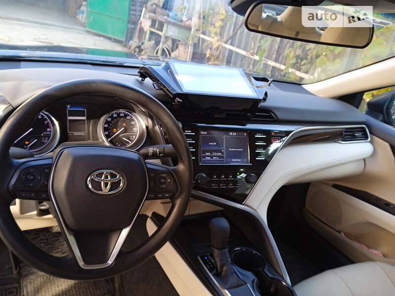 Седан Toyota Camry 2018 в Килии