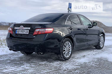 Седан Toyota Camry 2010 в Виннице