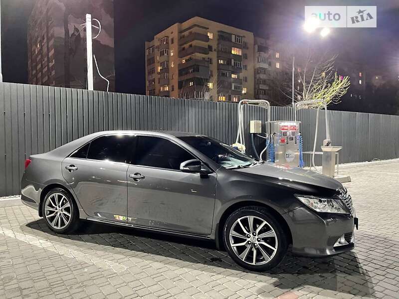 Седан Toyota Camry 2011 в 