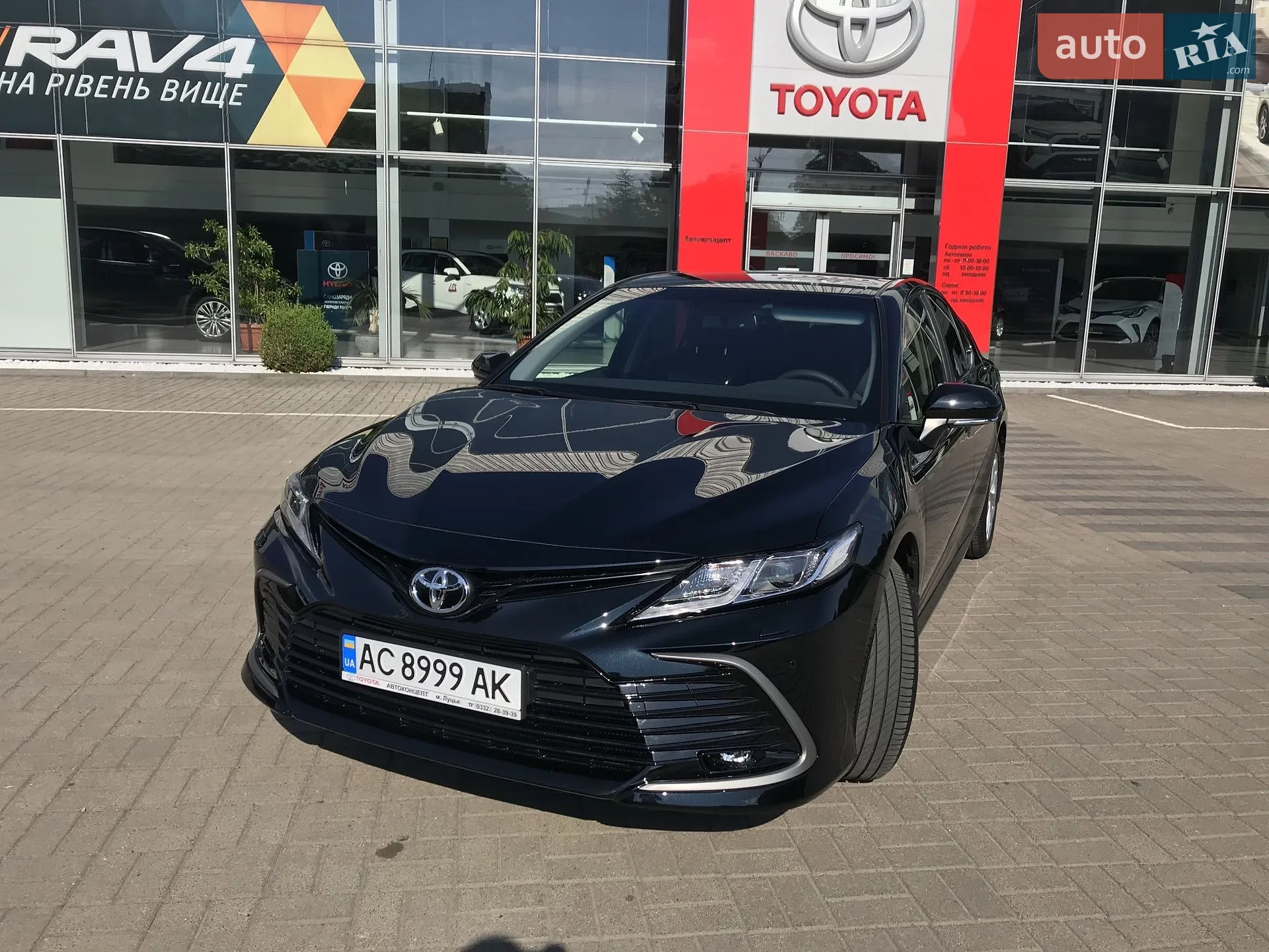 2021 Toyota Camry - фото 1