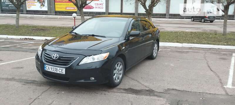 Седан Toyota Camry 2008 в Черкасах