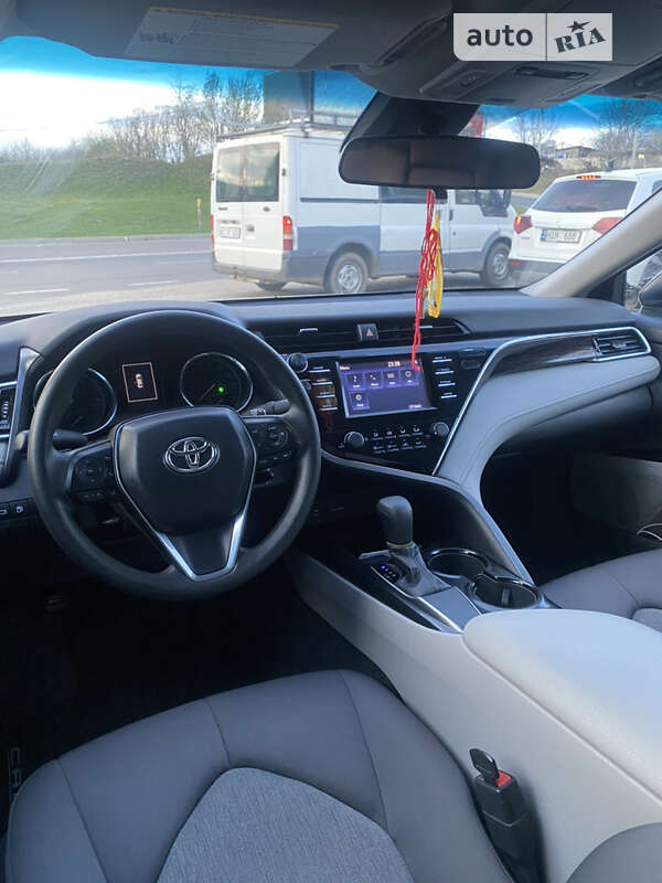 Седан Toyota Camry 2018 в Одесі