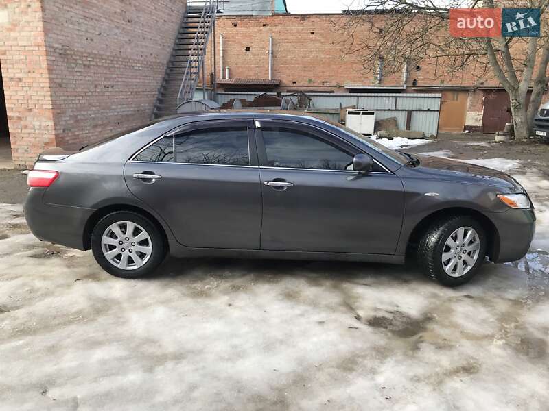 Седан Toyota Camry 2006 в Виннице