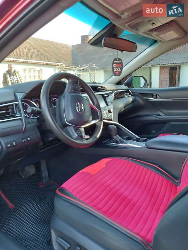 Седан Toyota Camry 2018 в Любашівці