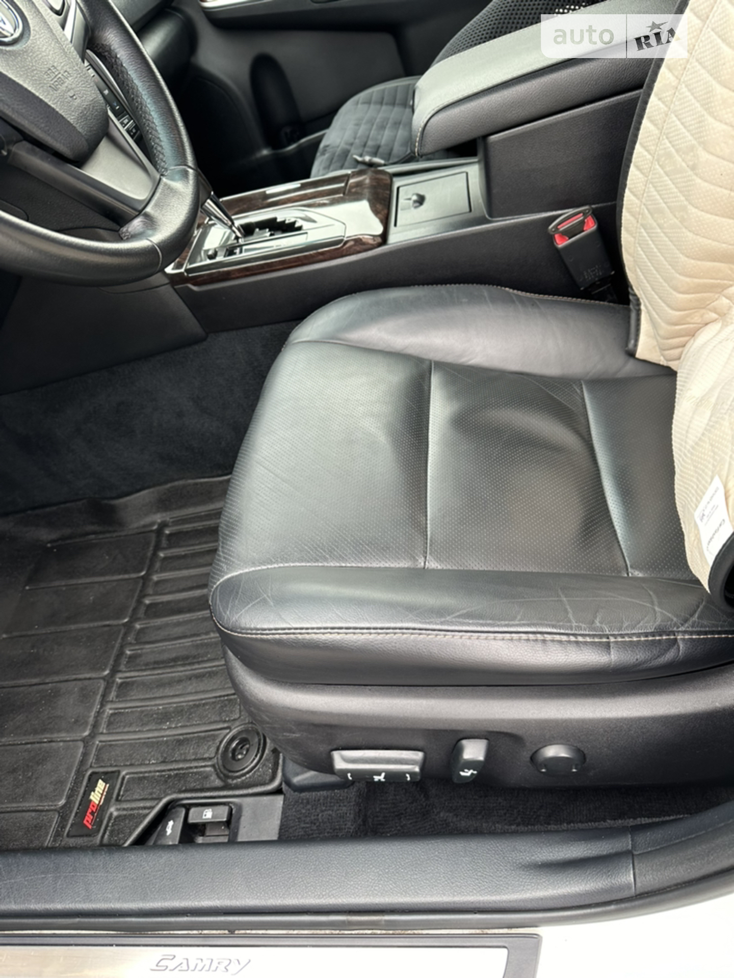 2014 Toyota Camry - мініатюра 9
