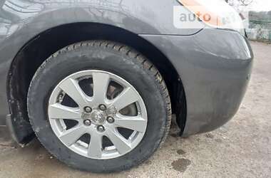 Седан Toyota Camry 2008 в Монастыриске