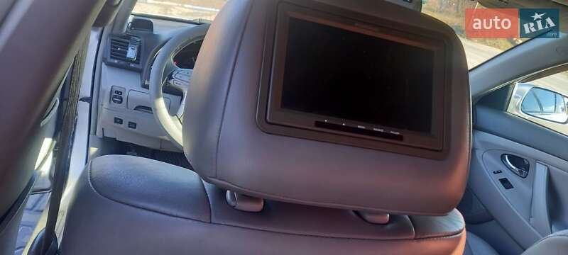 Седан Toyota Camry 2007 в Чернівцях