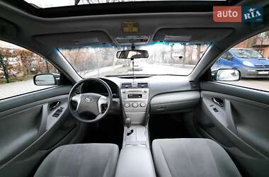 Седан Toyota Camry 2010 в Ивано-Франковске