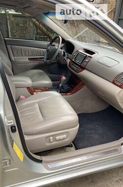 Седан Toyota Camry 2005 в Одессе