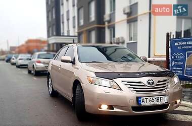 Седан Toyota Camry 2008 в Киеве