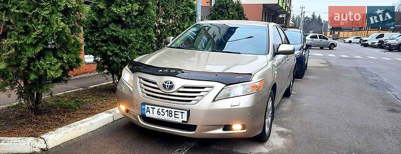 Седан Toyota Camry 2008 в Киеве