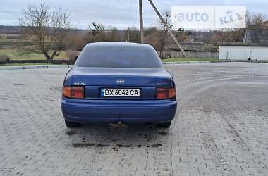 Седан Toyota Camry 1994 в Шумске