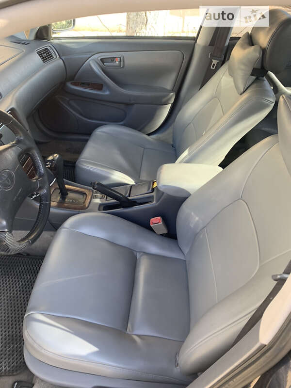 Седан Toyota Camry 1997 в Одессе