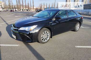 Седан Toyota Camry 2016 в Києві