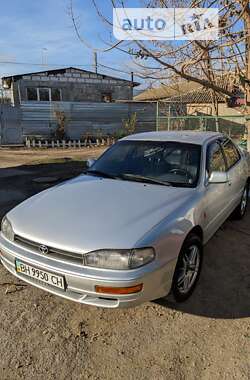 Седан Toyota Camry 1992 в Одессе