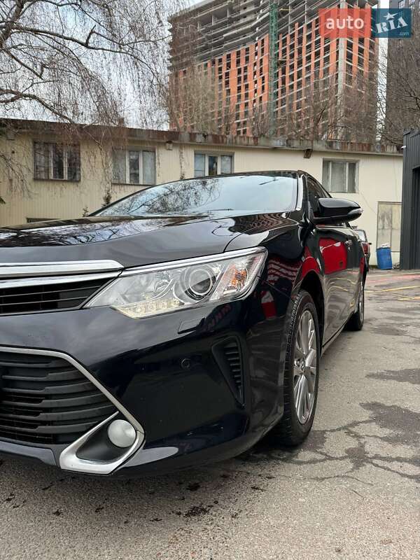 Седан Toyota Camry 2017 в Ніжині
