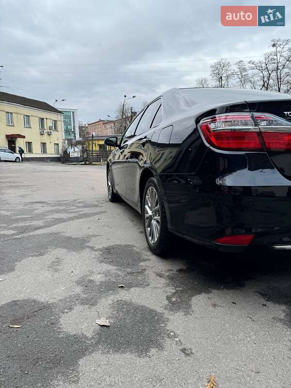 Седан Toyota Camry 2017 в Ніжині