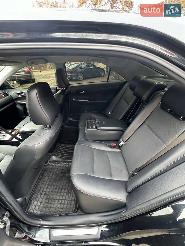 Седан Toyota Camry 2017 в Ніжині