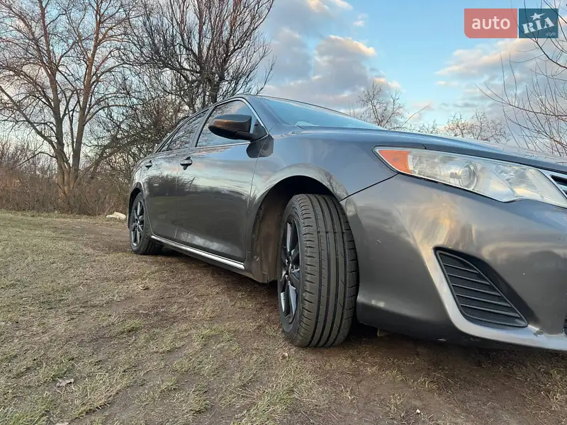 Седан Toyota Camry 2014 в 
