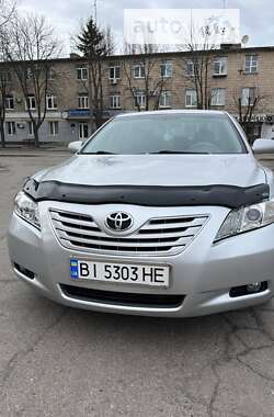 Седан Toyota Camry 2008 в Кременчуге