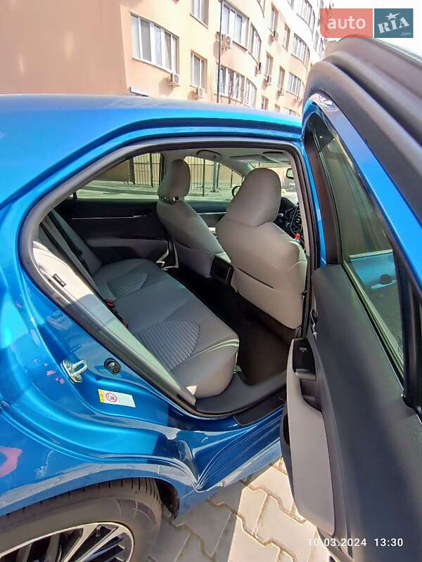 Седан Toyota Camry 2017 в Одесі