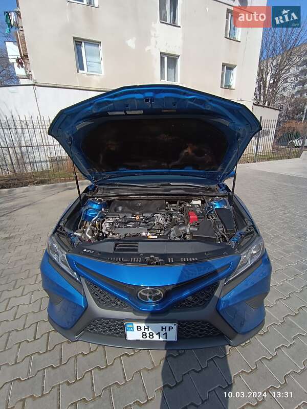 Седан Toyota Camry 2017 в Одесі