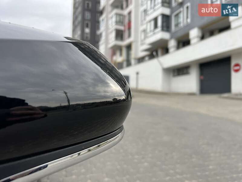 Седан Toyota Camry 2020 в Львове