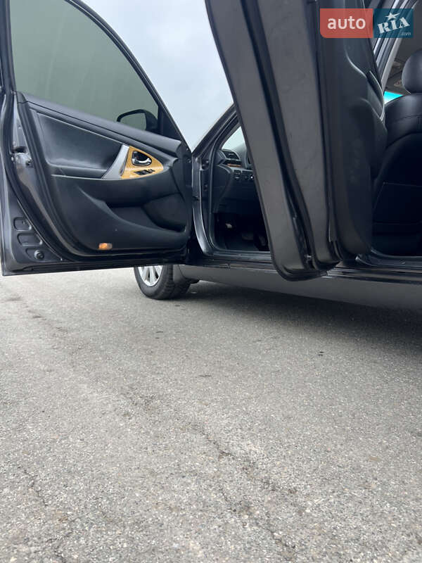 Седан Toyota Camry 2006 в Харькове