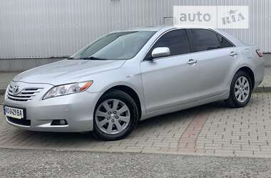 Седан Toyota Camry 2007 в Ужгороді