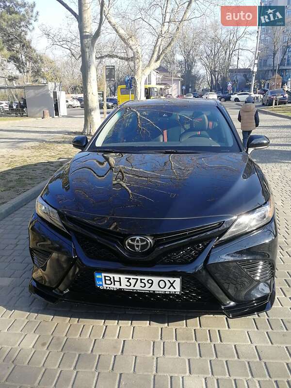 Toyota Camry 2020