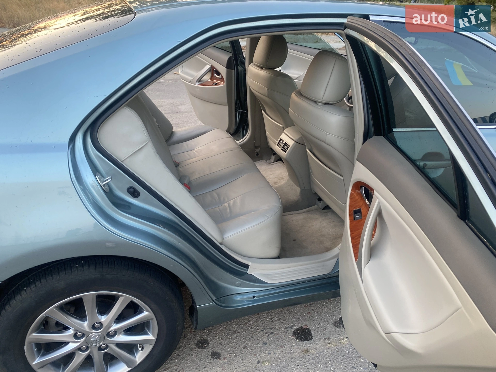 2010 Toyota Camry - мініатюра 16
