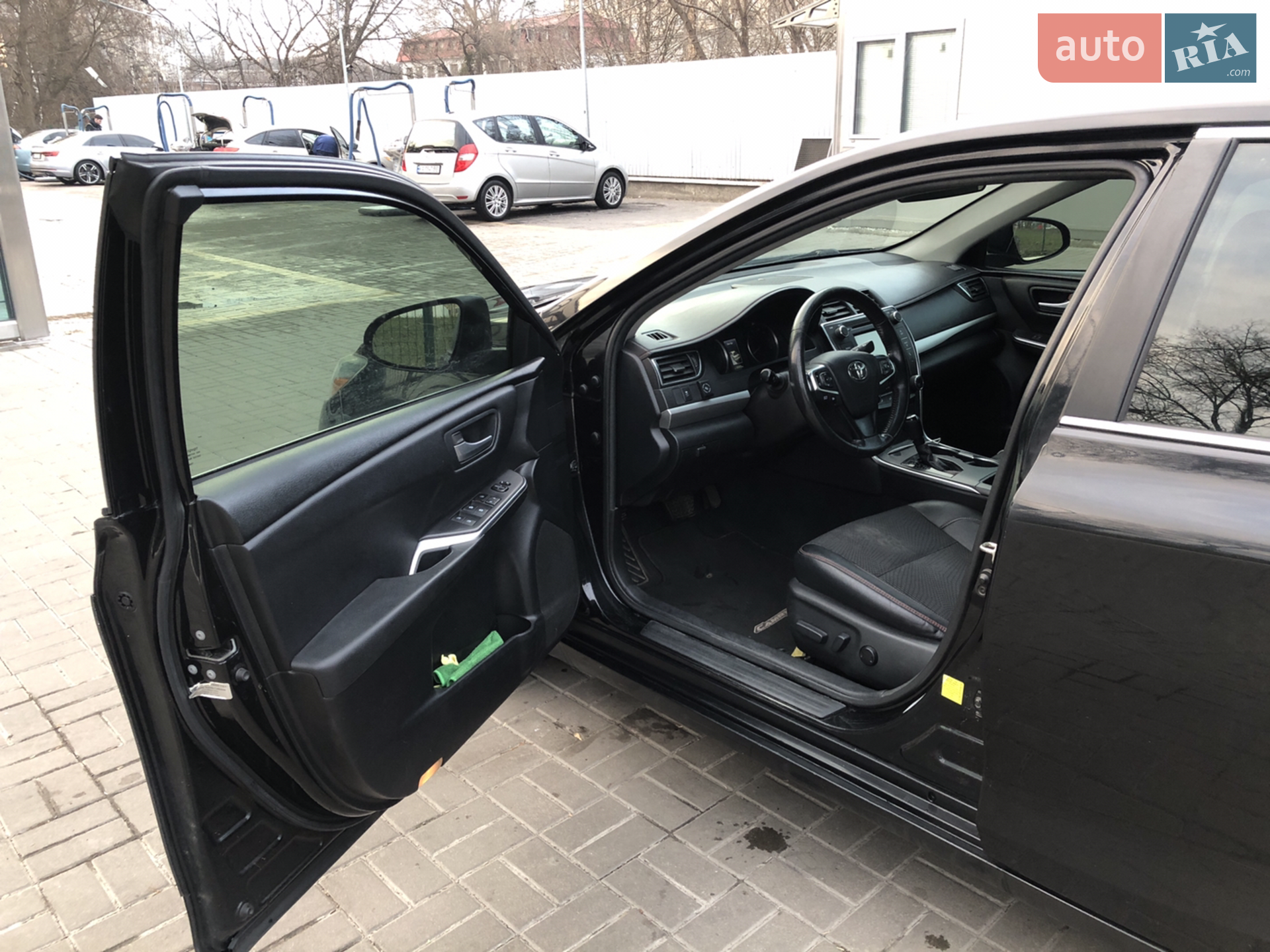 2016 Toyota Camry - мініатюра 22