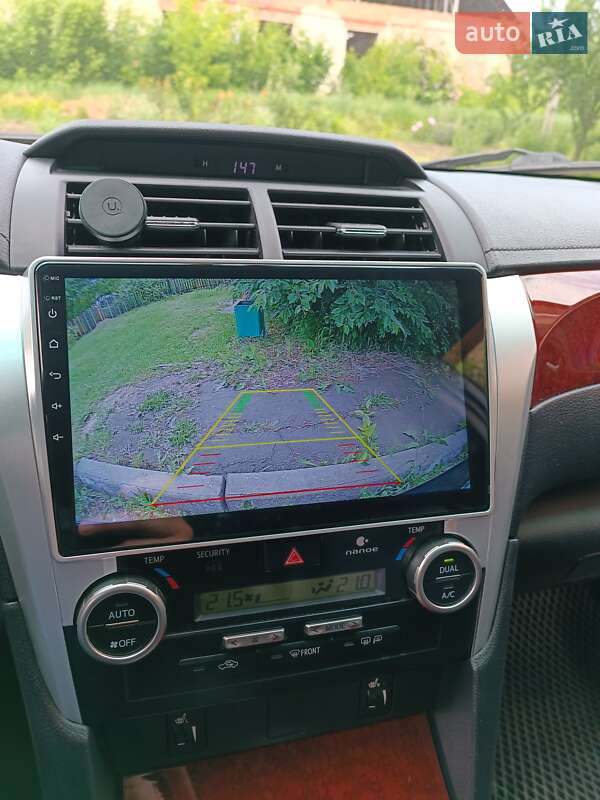 Седан Toyota Camry 2011 в Харкові