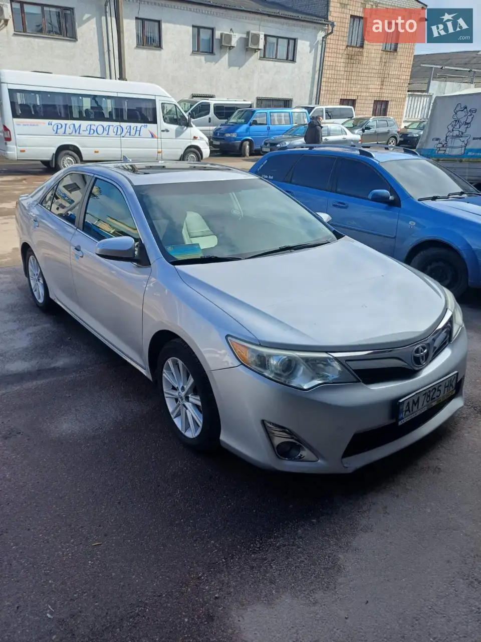 2013 Toyota Camry - мініатюра 16