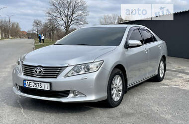 Седан Toyota Camry 2011 в Каменском