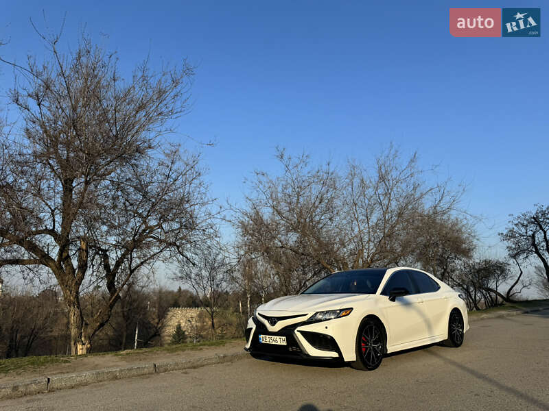 Седан Toyota Camry 2021 в Днепре фото 21 Седан Toyota Camry 2021 в Днепре