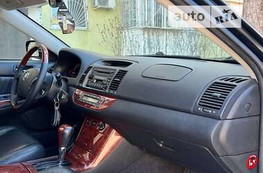 Седан Toyota Camry 2005 в Одессе