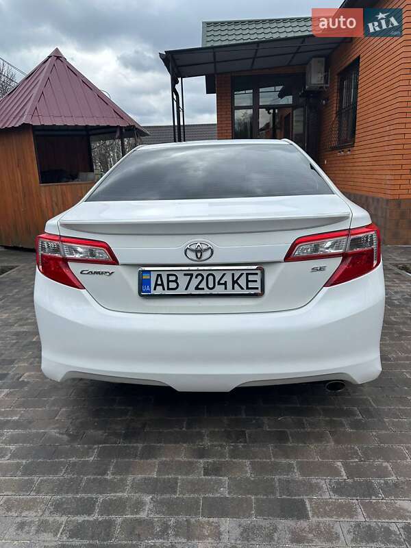 Седан Toyota Camry 2012 в Вінниці