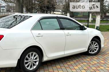 Седан Toyota Camry 2011 в Сараті