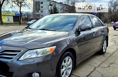 Седан Toyota Camry 2010 в Покровську