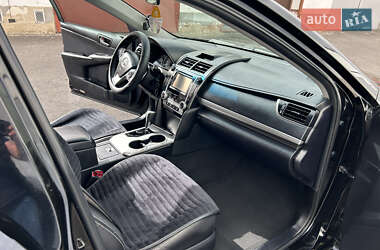 Седан Toyota Camry 2012 в Луцьку